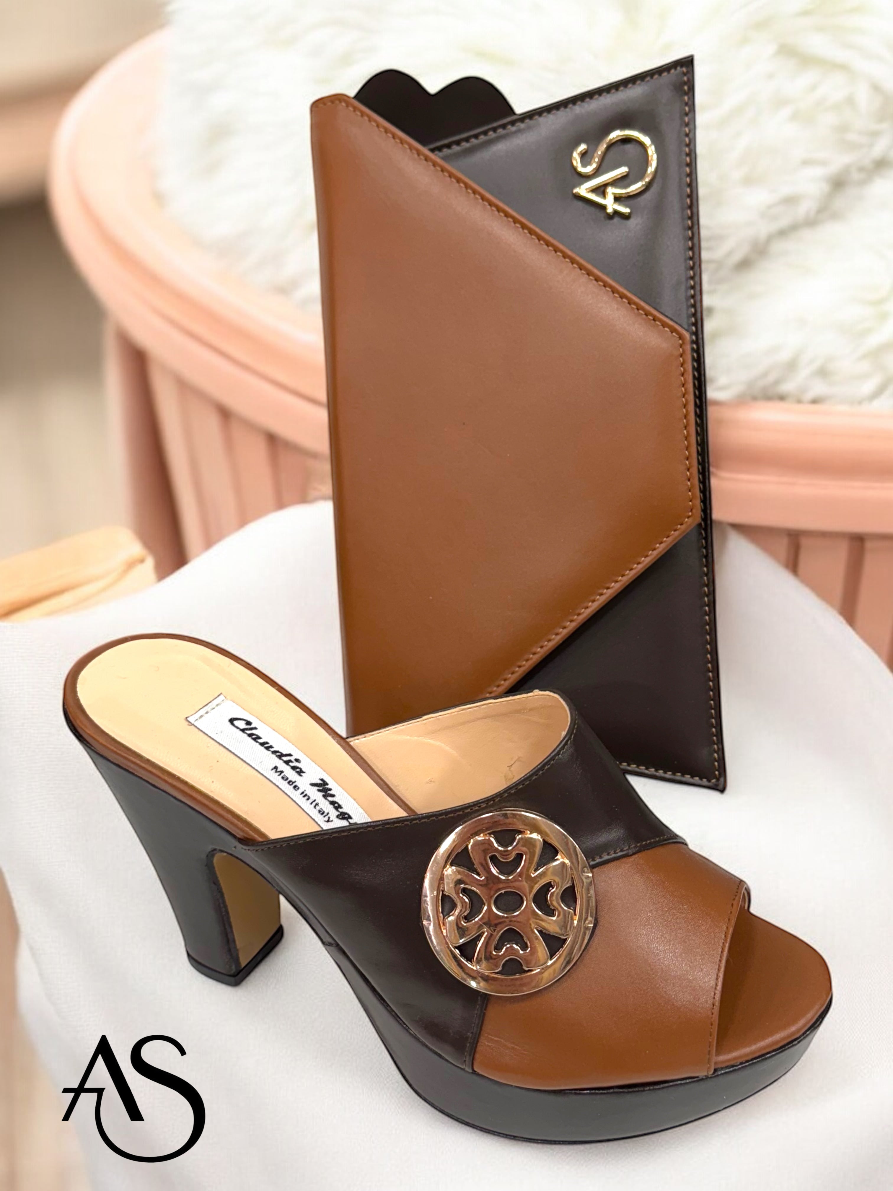 Luanda Small set